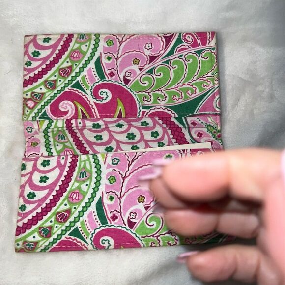 Vera Bradley Pinwheel Pink Cargo Bag Set with Wristlet, lunch bag and Checkbook - Picture 15 of 16